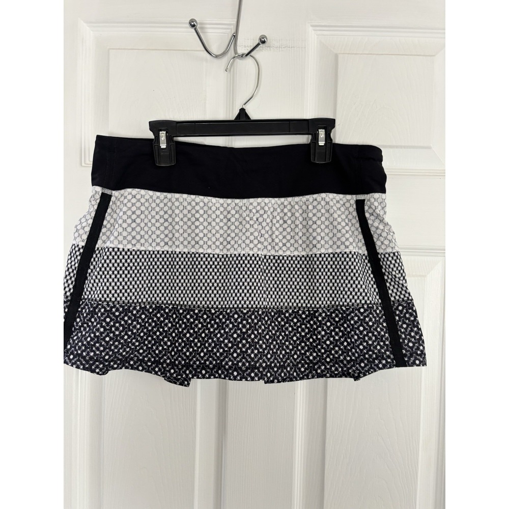 Lululemon Women Dottie Eyelet White Black Print Pace Rival Skirt II Skort 8 Reg